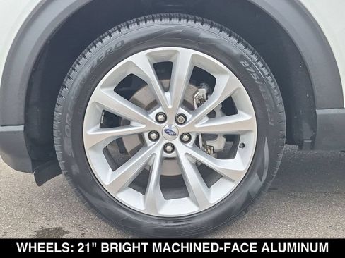 Used 2023 Ford Explorer Platinum w/ Technology Package AWD/4WD image 17