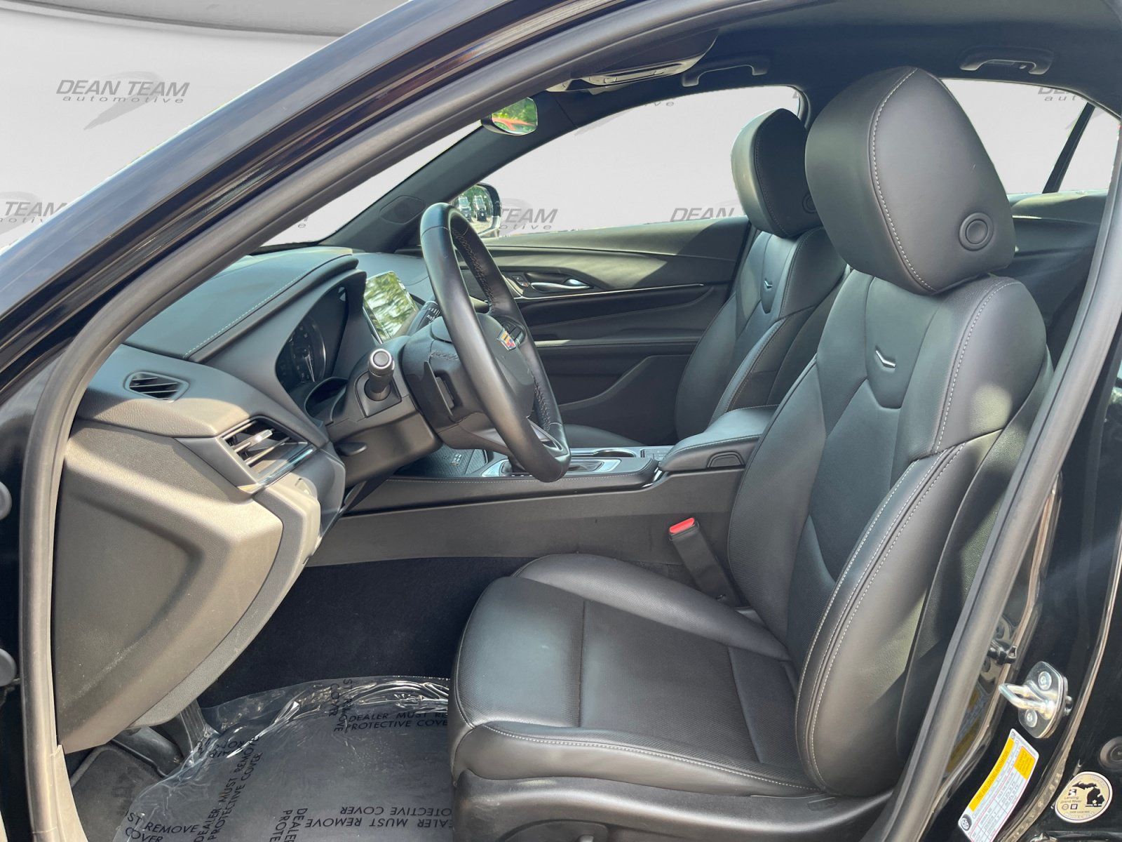 Used 2026 Cadillac CT4 Premium Luxury RWD image 9
