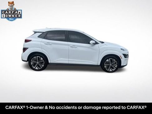 Used 2023 Hyundai Kona SE w/ Cargo Package FWD image 2