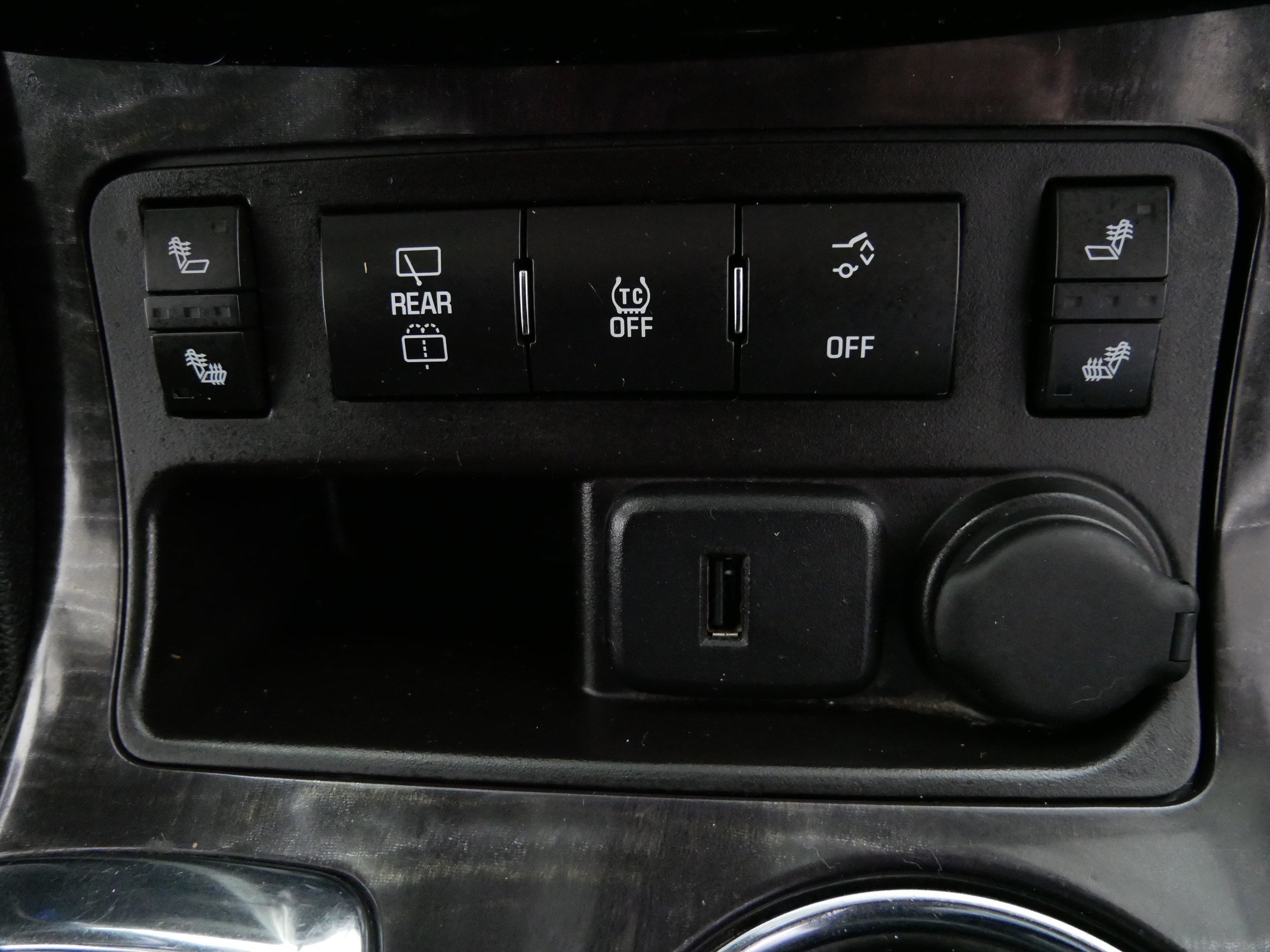 Used 2016 Buick Enclave Leather AWD/4WD image 29