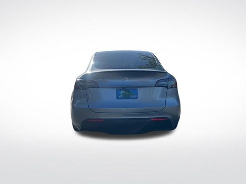Used 2024 Tesla Model Y Performance AWD/4WD image 7