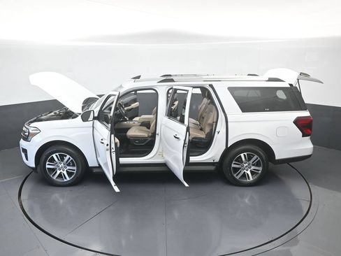 Used 2024 Ford Expedition Max Limited RWD image 29