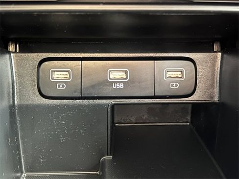 Used 2022 Kia Sorento S w/ Panoramic Sunroof Package image 28