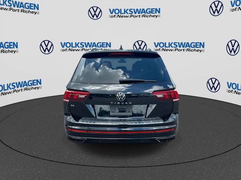 Used 2024 Volkswagen Tiguan SE R-Line FWD image 13
