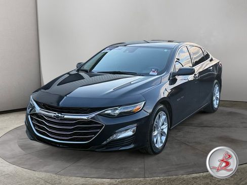 Used 2023 Chevrolet Malibu LT image 3