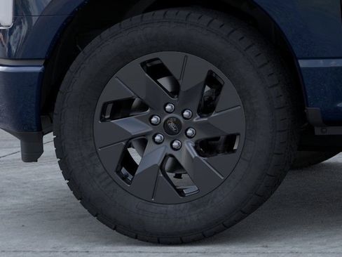 Used 2025 Ford F150 Lightning Flash image 19