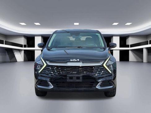 Certified 2024 Kia Sportage EX image 7