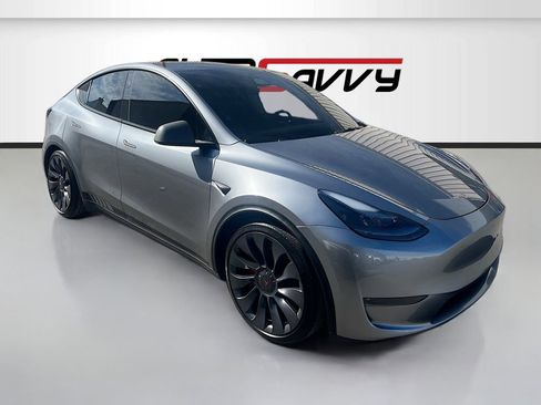 Used 2024 Tesla Model Y Performance image 1