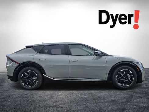 New 2025 Kia EV6 Wind image 2