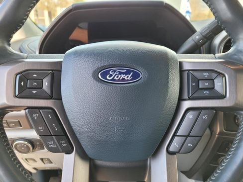 Used 2022 Ford F250 Limited image 24