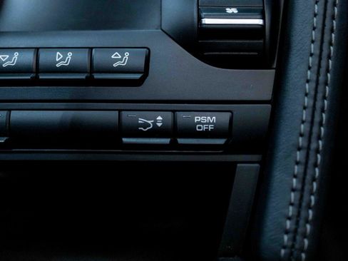 Used 2011 Porsche 911 Turbo S image 68