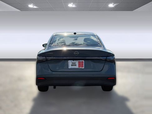 New 2026 Nissan Sentra SL w/ Floor Mat Package FWD image 9