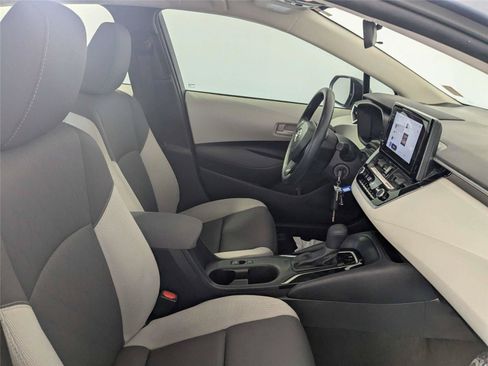 Certified 2024 Toyota Corolla LE FWD image 31