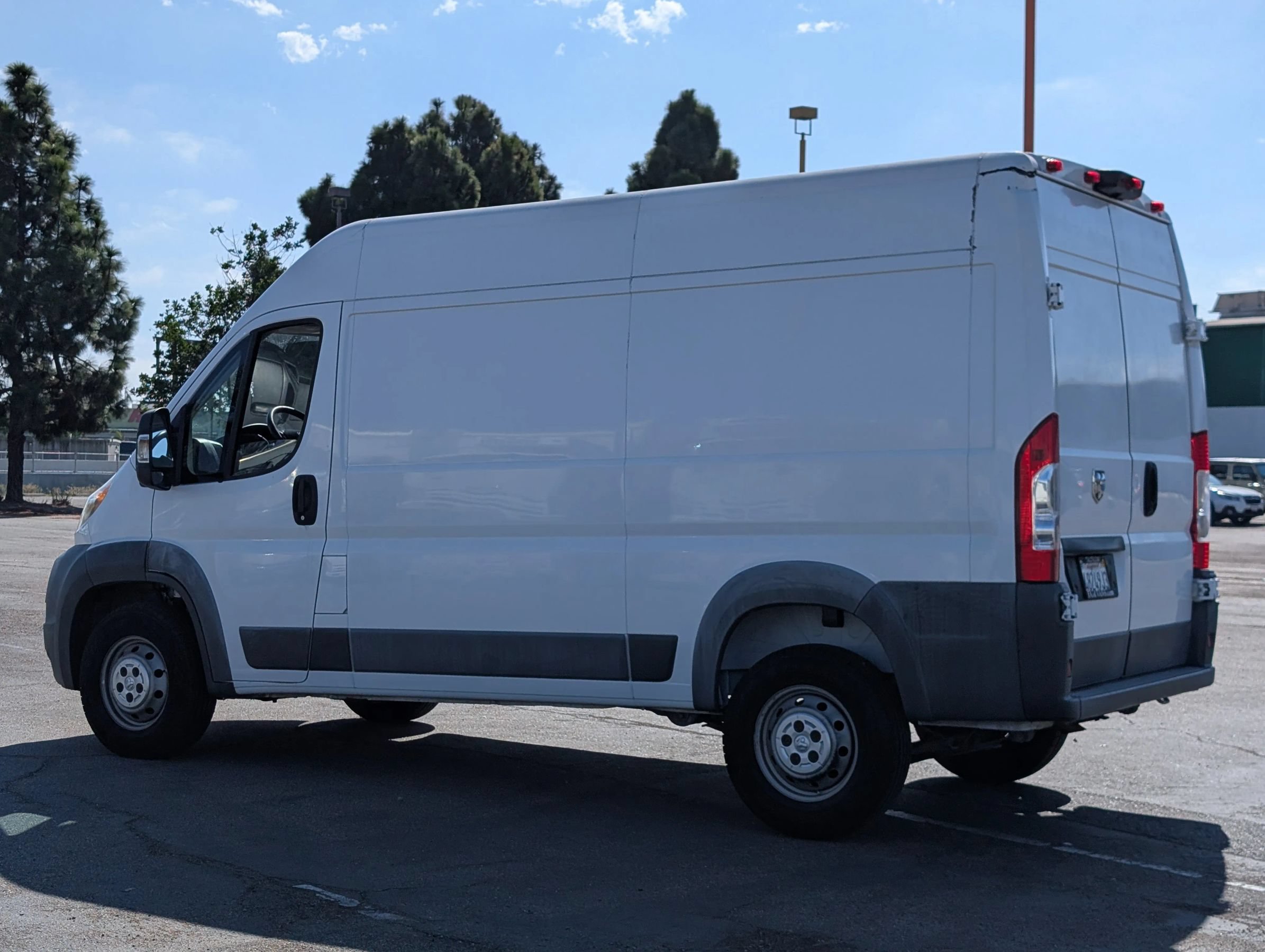 Used 2015 RAM ProMaster 1500 FWD image 4