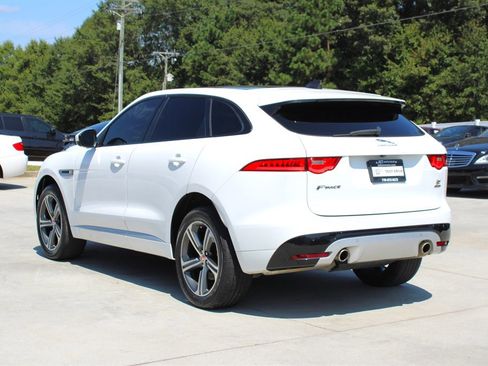 Used 2020 Jaguar F-PACE S image 4