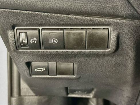 Certified 2024 Toyota Corolla Cross XLE w/ Convenience Package FWD image 11