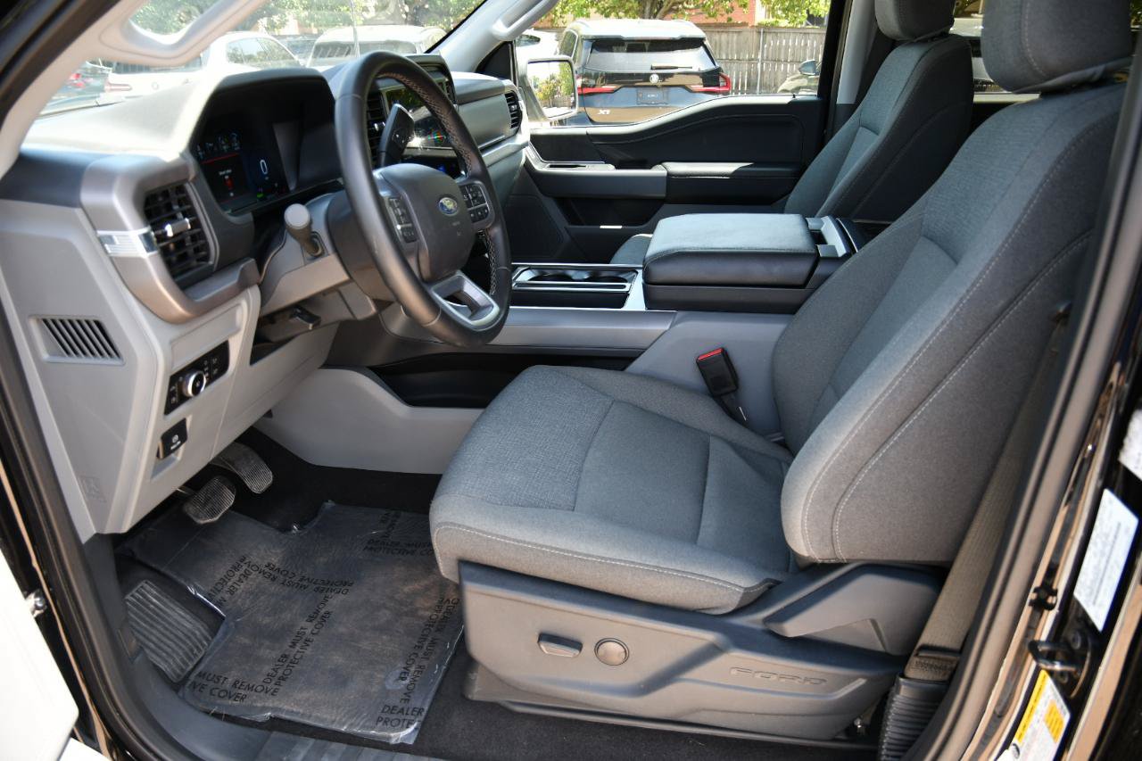 Used 2025 Ford F150 XLT w/ Equipment Group 301A Standard AWD/4WD image 26