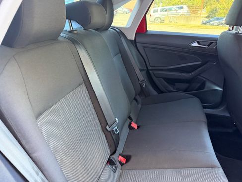 Used 2019 Volkswagen Jetta FWD image 19