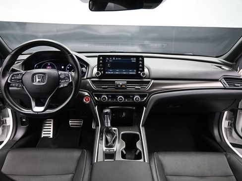 Used 2019 Honda Accord Sport image 19