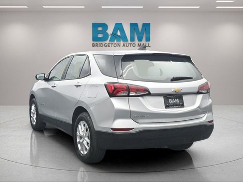 Certified 2022 Chevrolet Equinox LS AWD/4WD image 35