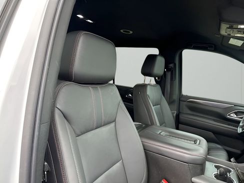 Used 2022 Chevrolet Tahoe RST image 15