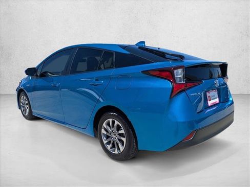 Certified 2021 Toyota Prius Limited w/ Premium Convenience Package FWD image 8