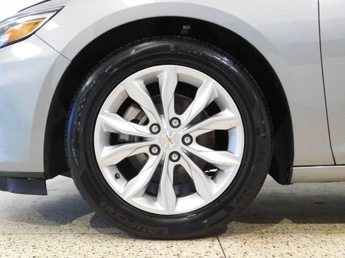 Used 2023 Chevrolet Malibu LT FWD image 18