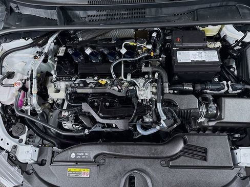 Certified 2025 Toyota Corolla LE image 29