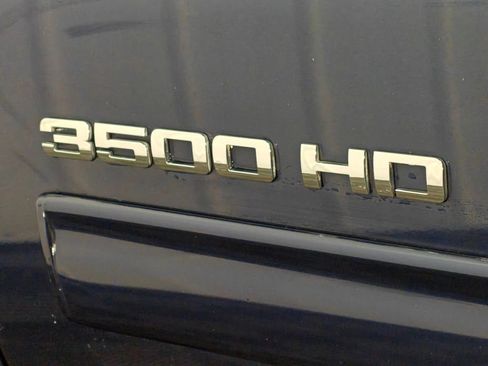 Used 2011 GMC Sierra 3500 SLT w/ SLT Convenience Package AWD/4WD image 43