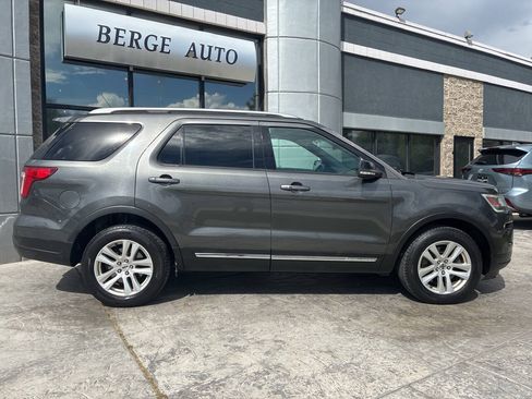 Used 2018 Ford Explorer XLT w/ Equipment Group 201A AWD/4WD image 6