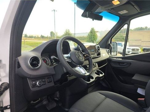 Certified 2026 Mercedes-Benz Sprinter 2500 image 20