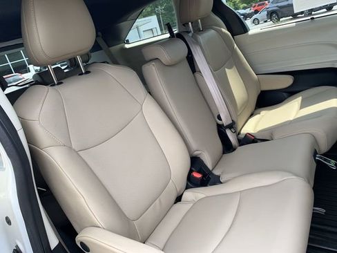 Certified 2022 Toyota Sienna XLE FWD image 12