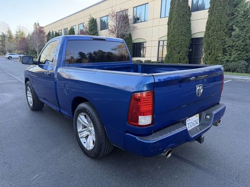 Used 2014 RAM 1500 Express RWD image 7