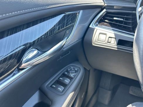 Used 2024 Cadillac XT6 Premium Luxury w/ LPO, Floor Liner Package AWD/4WD image 19