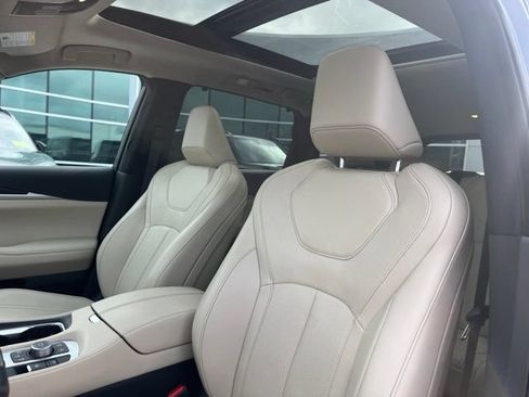 Used 2024 INFINITI QX60 Sensory AWD/4WD image 15