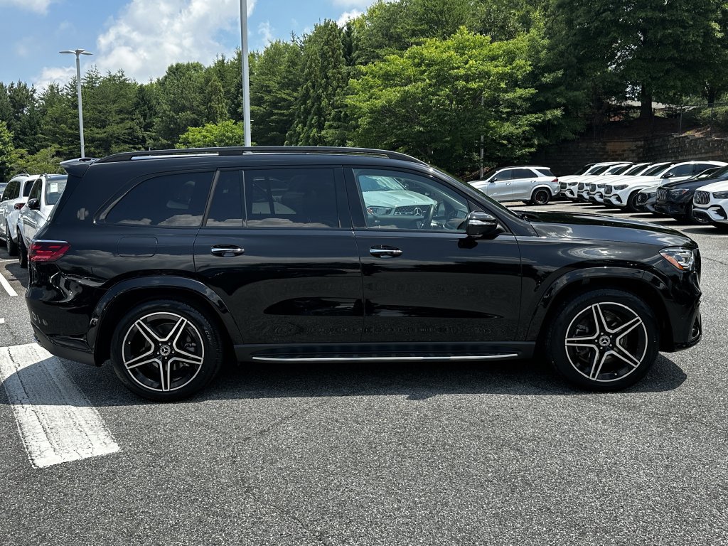 Certified 2026 Mercedes-Benz GLS 450 4MATIC w/ AMG Line Exterior image 9