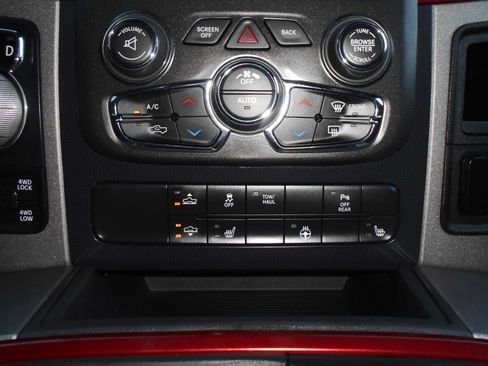 Certified 2016 RAM 1500 Rebel w/ Luxury Group image 20