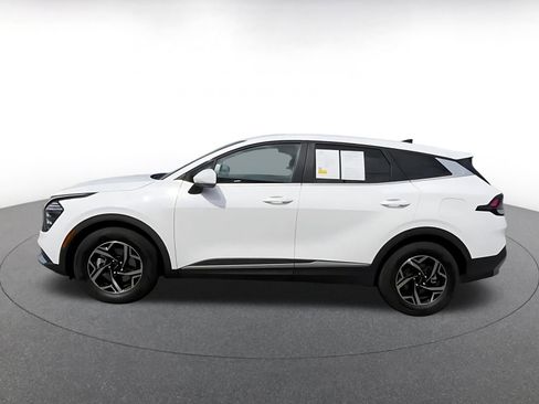Used 2025 Kia Sportage LX FWD image 10