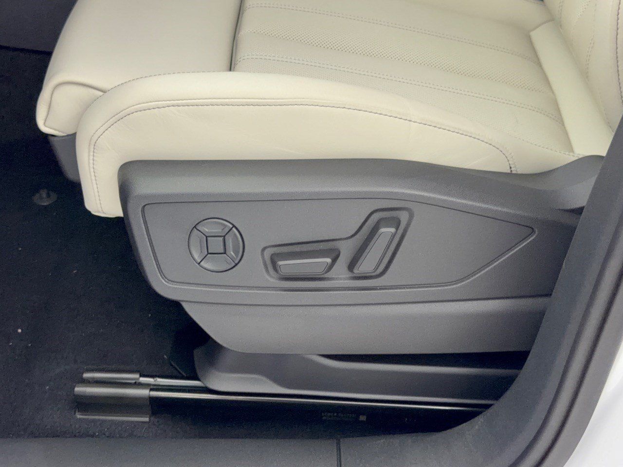 New 2026 Audi Q5 Premium Plus AWD/4WD image 16