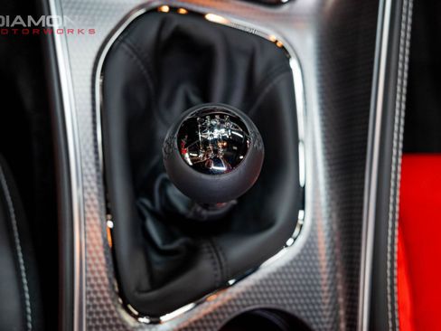 Used 2015 Dodge Challenger SRT Hellcat RWD image 89