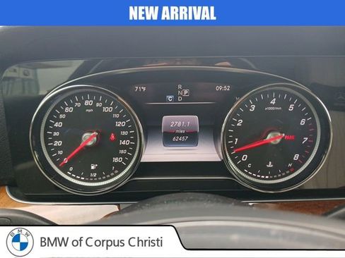 Used 2017 Mercedes-Benz E 300 4MATIC image 23