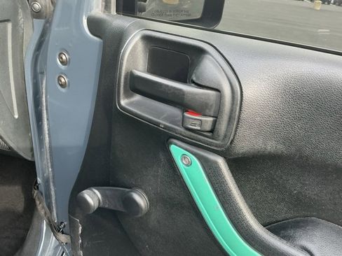 Used 2017 Jeep Wrangler Unlimited Sport w/ Connectivity Group image 22