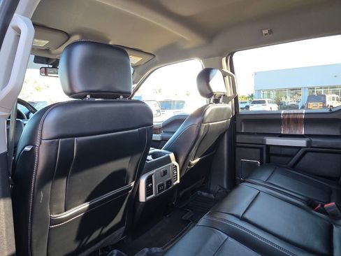 Used 2019 Ford F150 Lariat image 18
