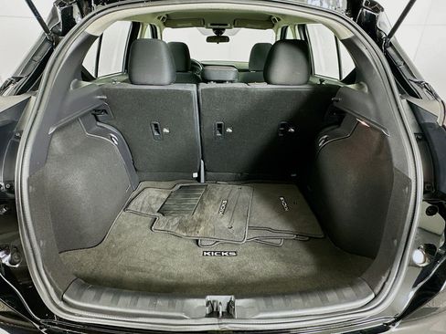 Used 2023 Nissan Kicks SV image 25