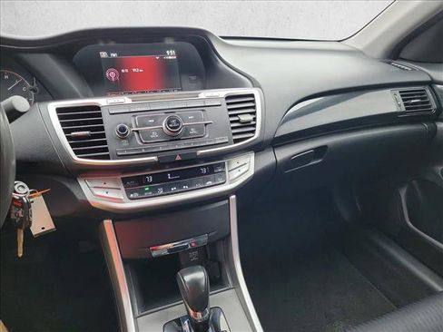 Used 2014 Honda Accord Sport image 21