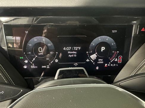 Used 2025 GMC Yukon Elevation AWD/4WD image 15