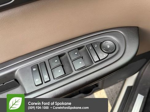 Used 2017 GMC Acadia Limited SLT image 25