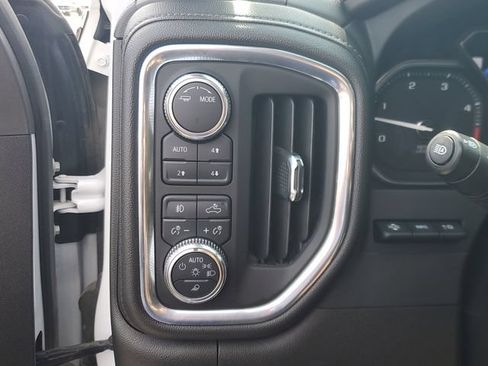 Used 2023 GMC Sierra 2500 Denali w/ Denali Ultimate Package AWD/4WD image 21