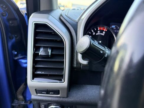 Used 2021 Ford F250 Lariat w/ Lariat Ultimate Package AWD/4WD image 28