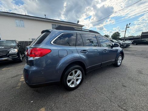 Used 2013 Subaru Outback 2.5i Premium w/ All-Weather Pkg AWD/4WD image 5